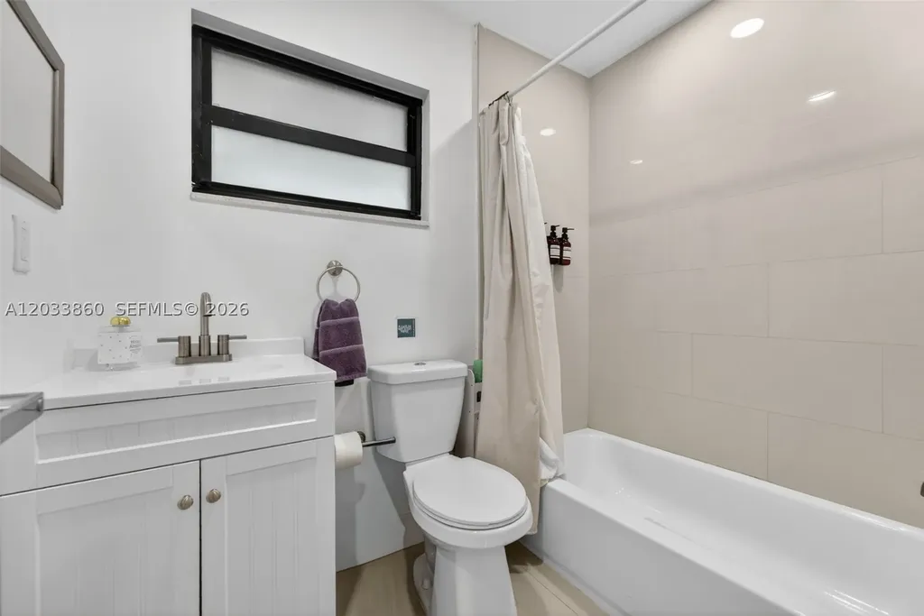 1464 NE 28th Street Pompano Beach FL 33064