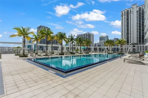 79 SW 12th Street Miami FL 33130