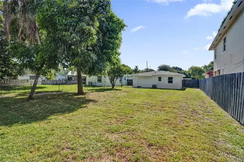 1115 NW 1st Avenue Fort Lauderdale FL 33311