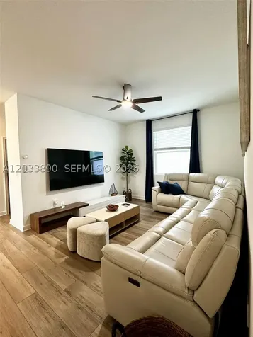 1217 Reunion Village Boulevard Kissimmee FL 34747