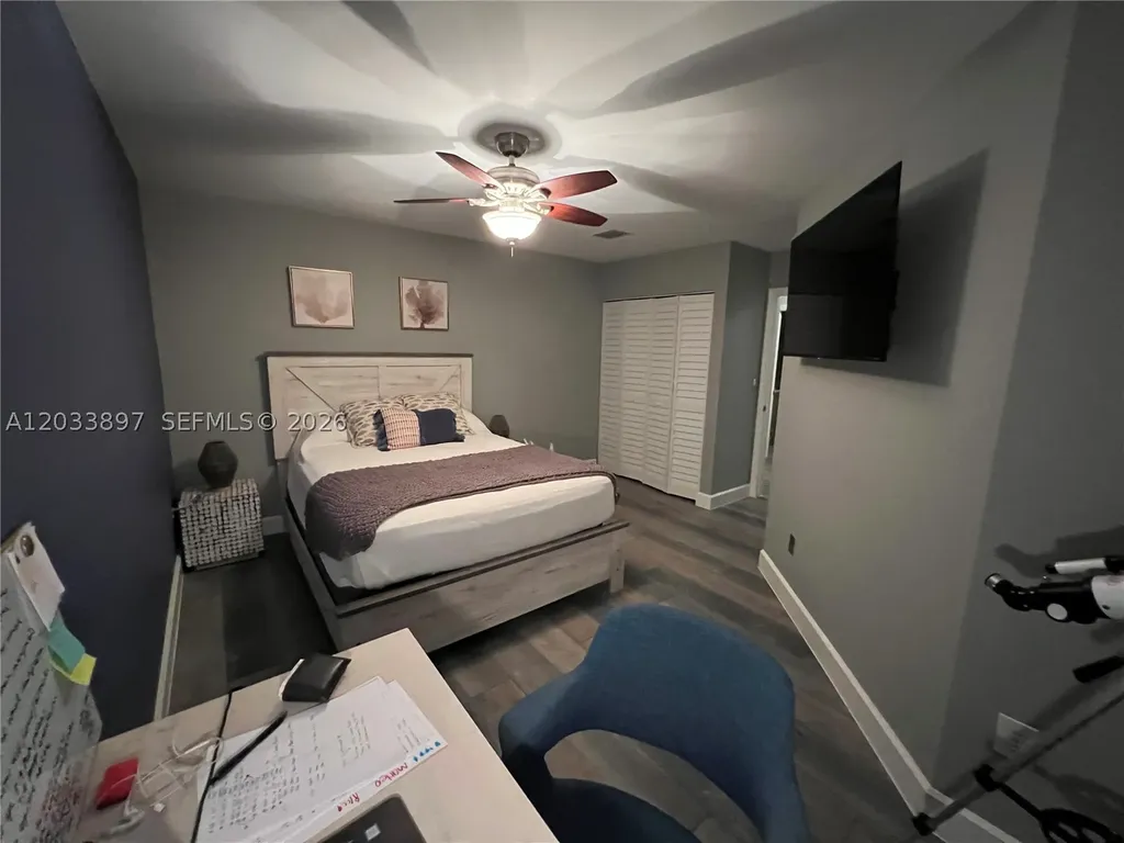 1140 Cliffrose Street Hollywood FL 33019