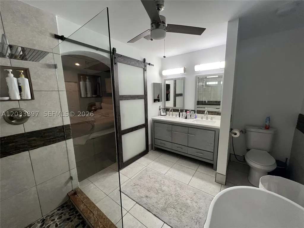 1140 Cliffrose Street Hollywood FL 33019