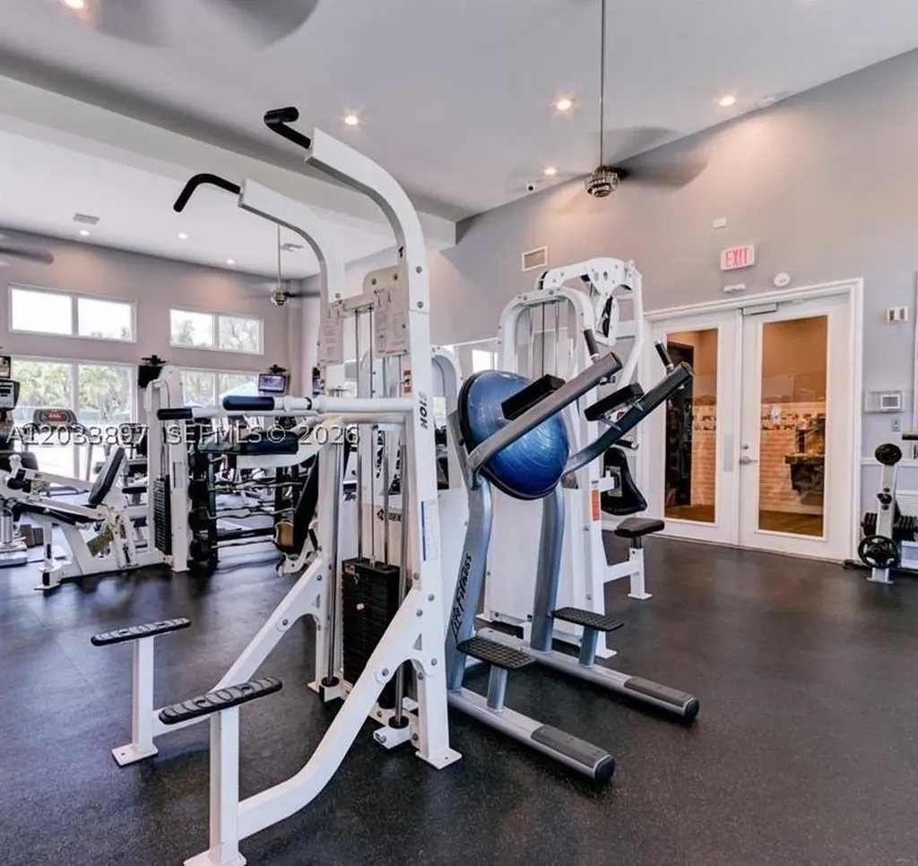 1140 Cliffrose Street Hollywood FL 33019