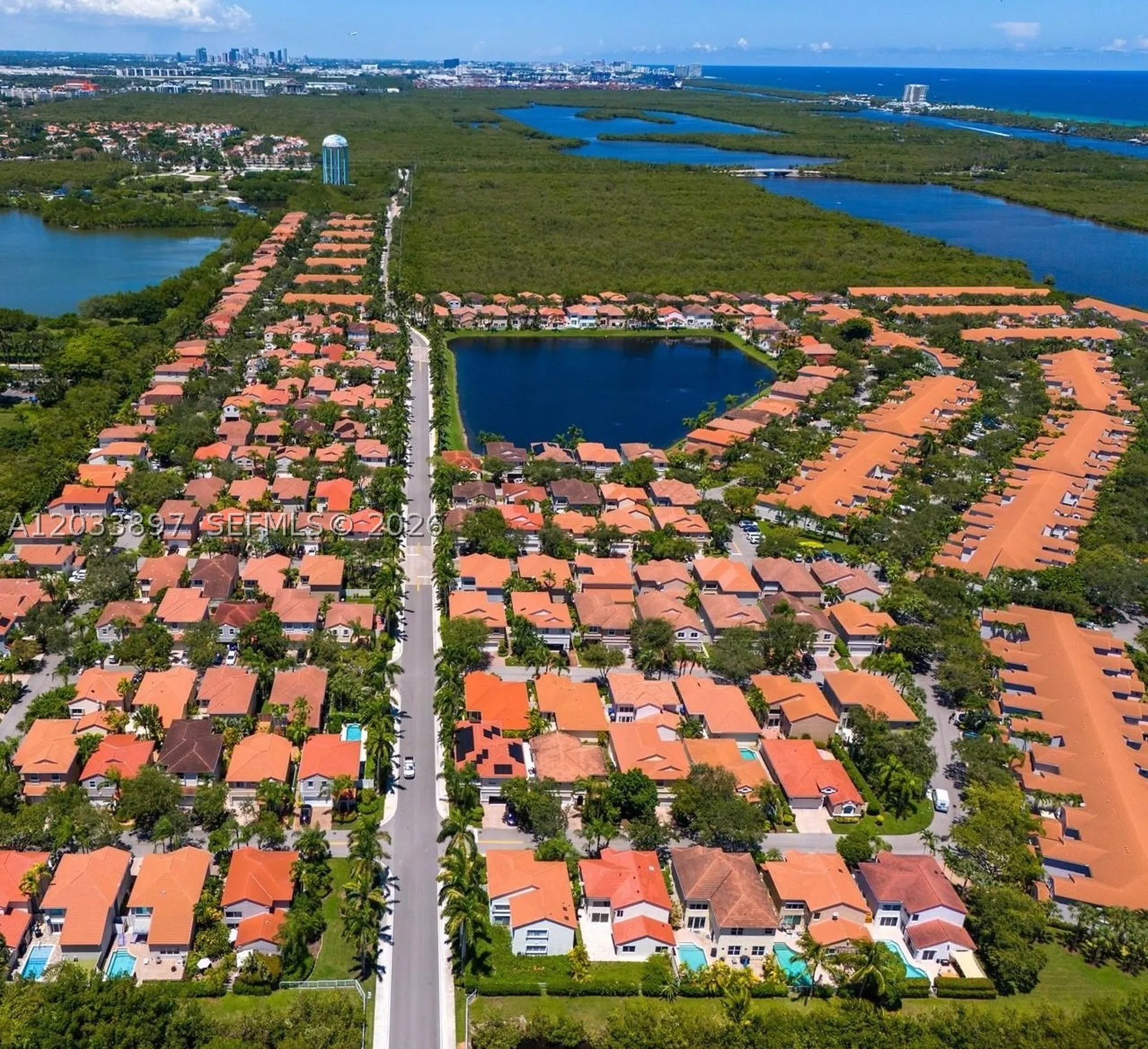 1140 Cliffrose Street Hollywood FL 33019