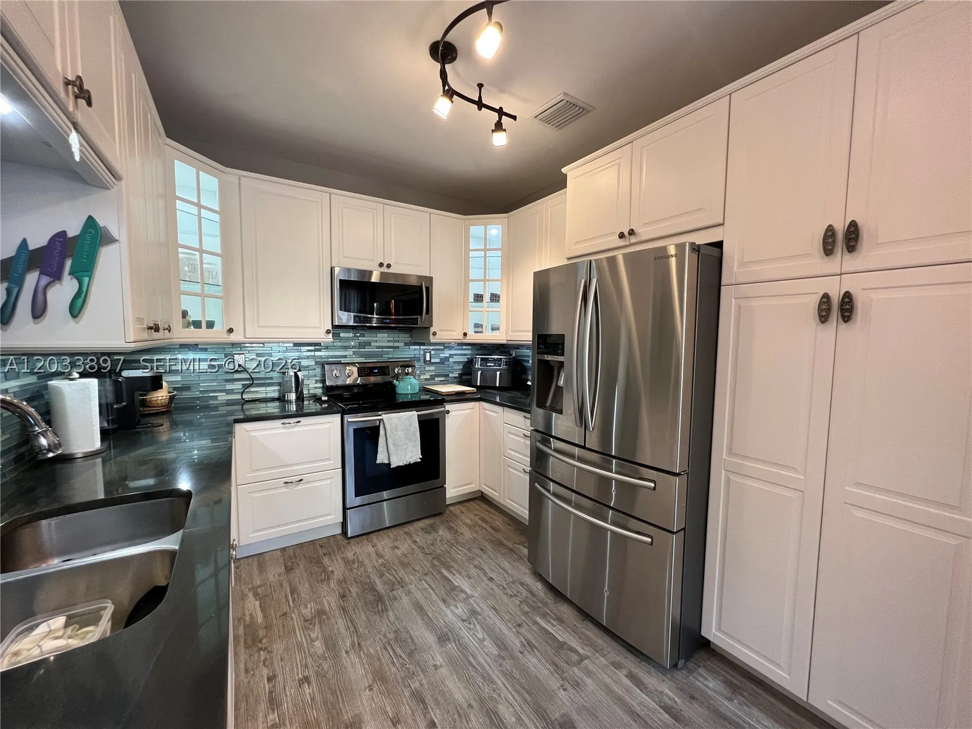 1140 Cliffrose Street Hollywood FL 33019