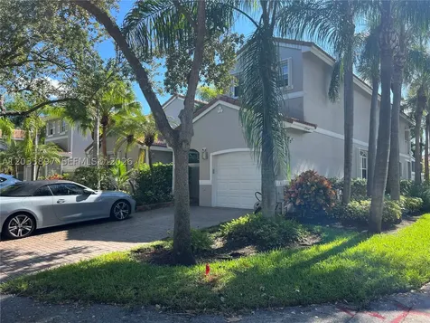 1140 Cliffrose Street Hollywood FL 33019