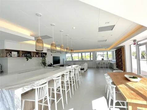 5900 Collins Avenue Miami Beach FL 33140