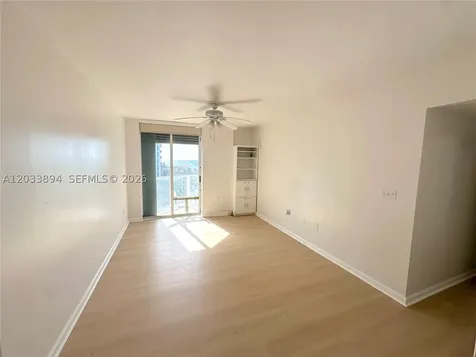5900 Collins Avenue Miami Beach FL 33140