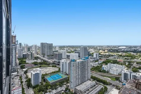 20 NE 11th Miami FL 33132
