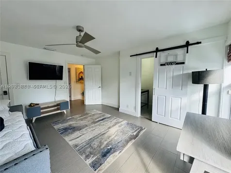 1987 NE 123rd Street North Miami FL 33181