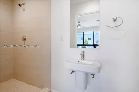 113 NE 6 Fort Lauderdale FL 33304
