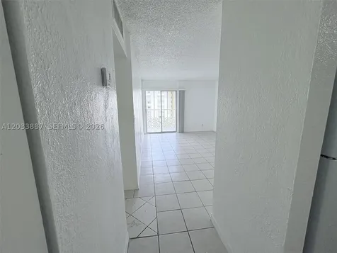 4550 NW 9th Street Miami FL 33126