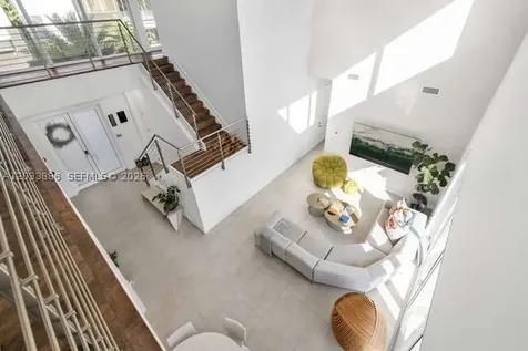 10250 NW 75th Terrace Doral FL 33178