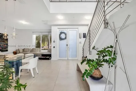 10250 NW 75th Terrace Doral FL 33178