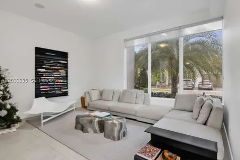 10250 NW 75th Terrace Doral FL 33178