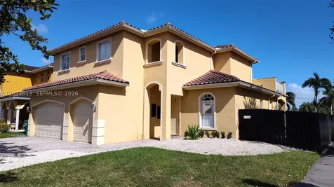 6743 SW 163rd Place Miami FL 33193