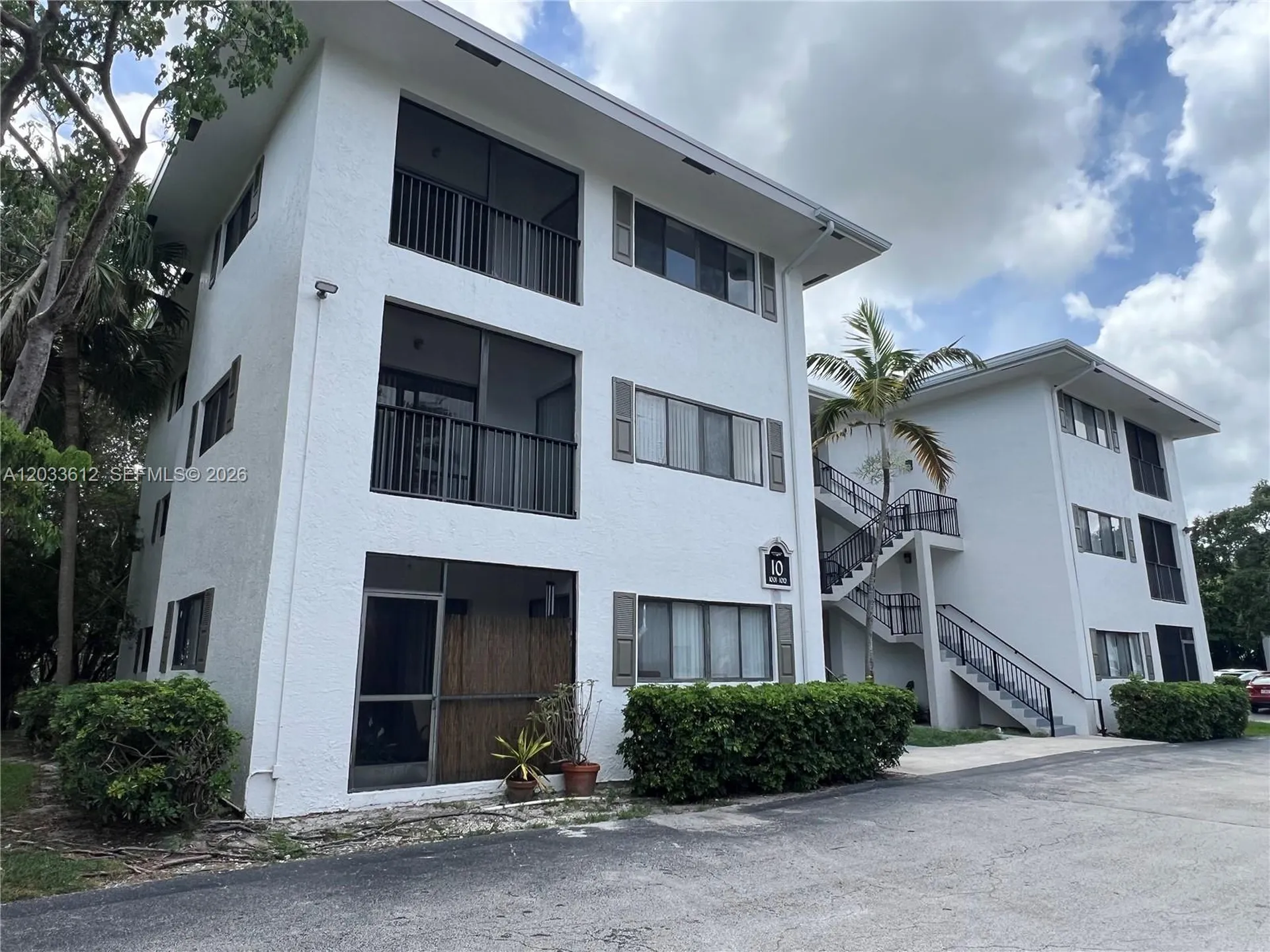 2445 SW 18th Terrace Fort Lauderdale FL 33315