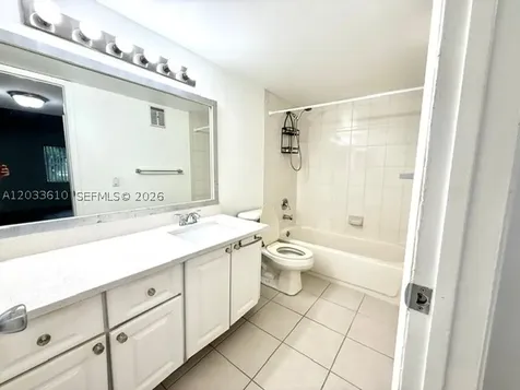 731 N Pine Island Road Plantation FL 33324