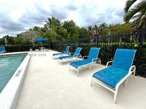 731 N Pine Island Road Plantation FL 33324