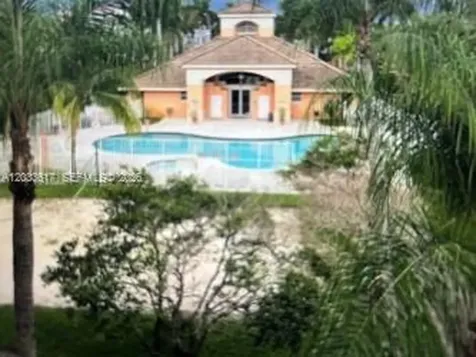 6900 SW 39th Street Davie FL 33314