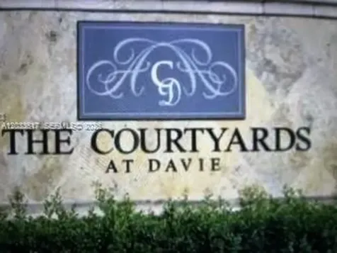 6900 SW 39th Street Davie FL 33314
