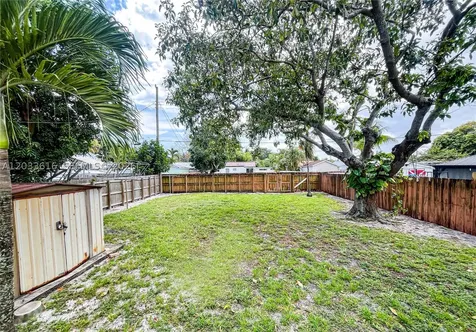 2330 Scott Street Hollywood FL 33020