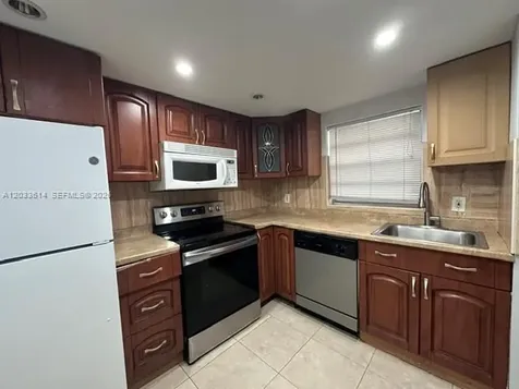 16450 Miami Drive North Miami Beach FL 33162