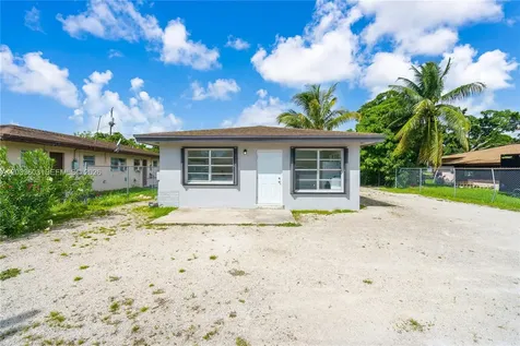 1011 NW 9th Street Homestead FL 33030