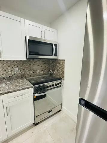 2437 NW 98th Street Miami FL 33147