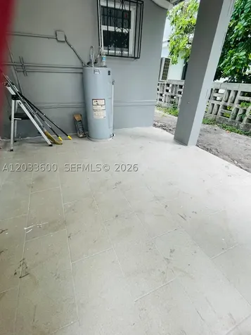2437 NW 98th Street Miami FL 33147