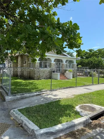 1269 NW 4th Street Miami FL 33125