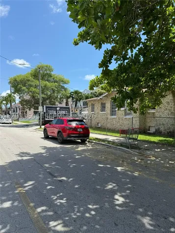 1269 NW 4th Street Miami FL 33125