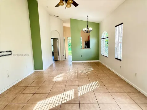 3910 NE 10th Drive Homestead FL 33033