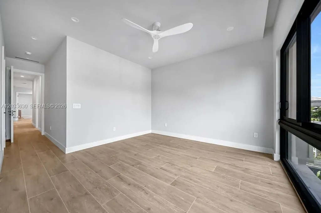 906 NE 17th Terrace Fort Lauderdale FL 33304