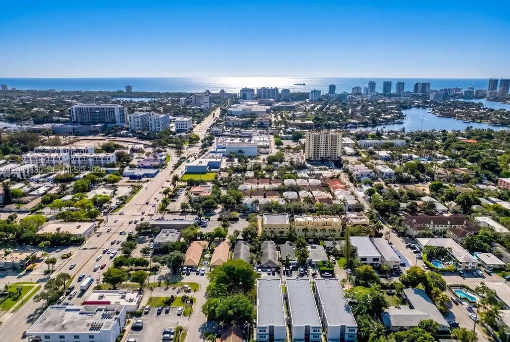 906 NE 17th Terrace Fort Lauderdale FL 33304