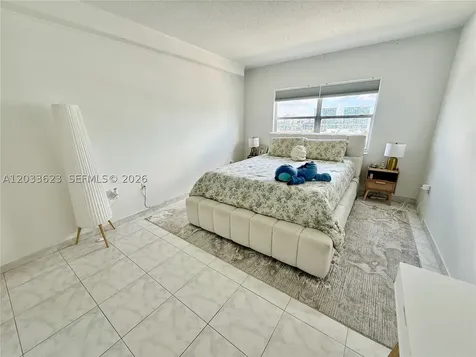 400 Kings Point Drive Sunny Isles Beach FL 33160