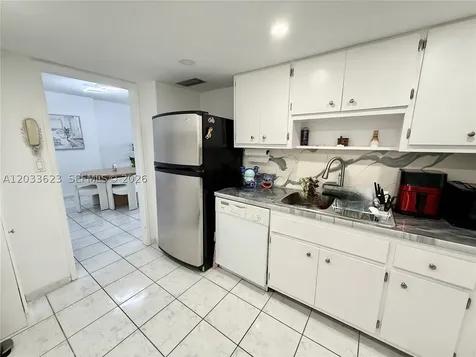 400 Kings Point Drive Sunny Isles Beach FL 33160