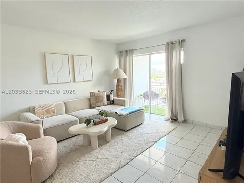 400 Kings Point Drive Sunny Isles Beach FL 33160