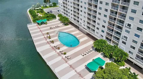 400 Kings Point Drive Sunny Isles Beach FL 33160