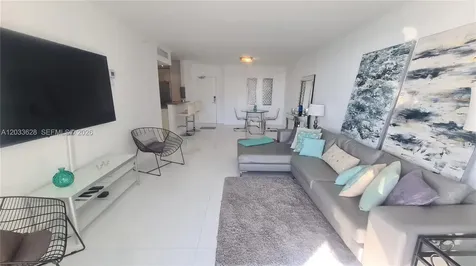 Miami Beach FL 33139