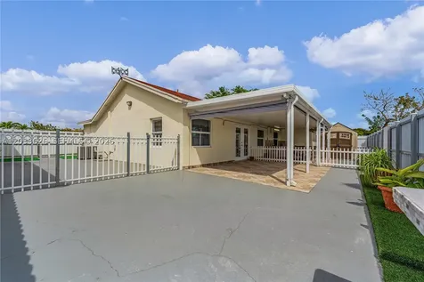 12622 SW 211th Terrace Miami FL 33177