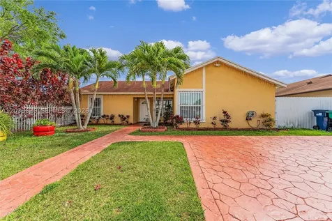 12622 SW 211th Terrace Miami FL 33177