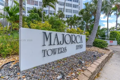 11930 N Bayshore Drive North Miami FL 33181