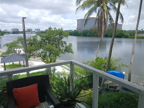 5099 NW 7th Street Miami FL 33126