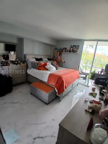 5099 NW 7th Street Miami FL 33126