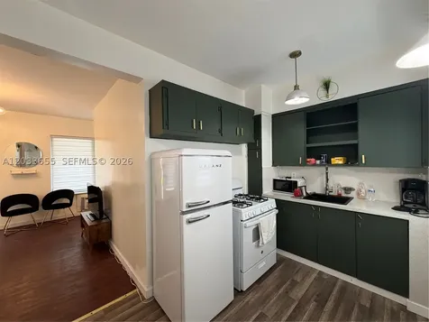 8420 Byron Avenue Miami Beach FL 33141