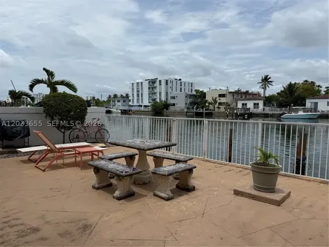 8420 Byron Avenue Miami Beach FL 33141