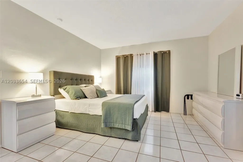 221 SE 9th Avenue Pompano Beach FL 33060