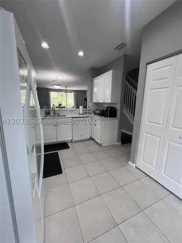 681 NW 42nd Avenue Plantation FL 33317