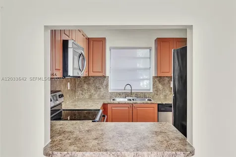 9410 Tangerine Place Davie FL 33324